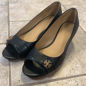 Black Tory Burch Wedge, gently used